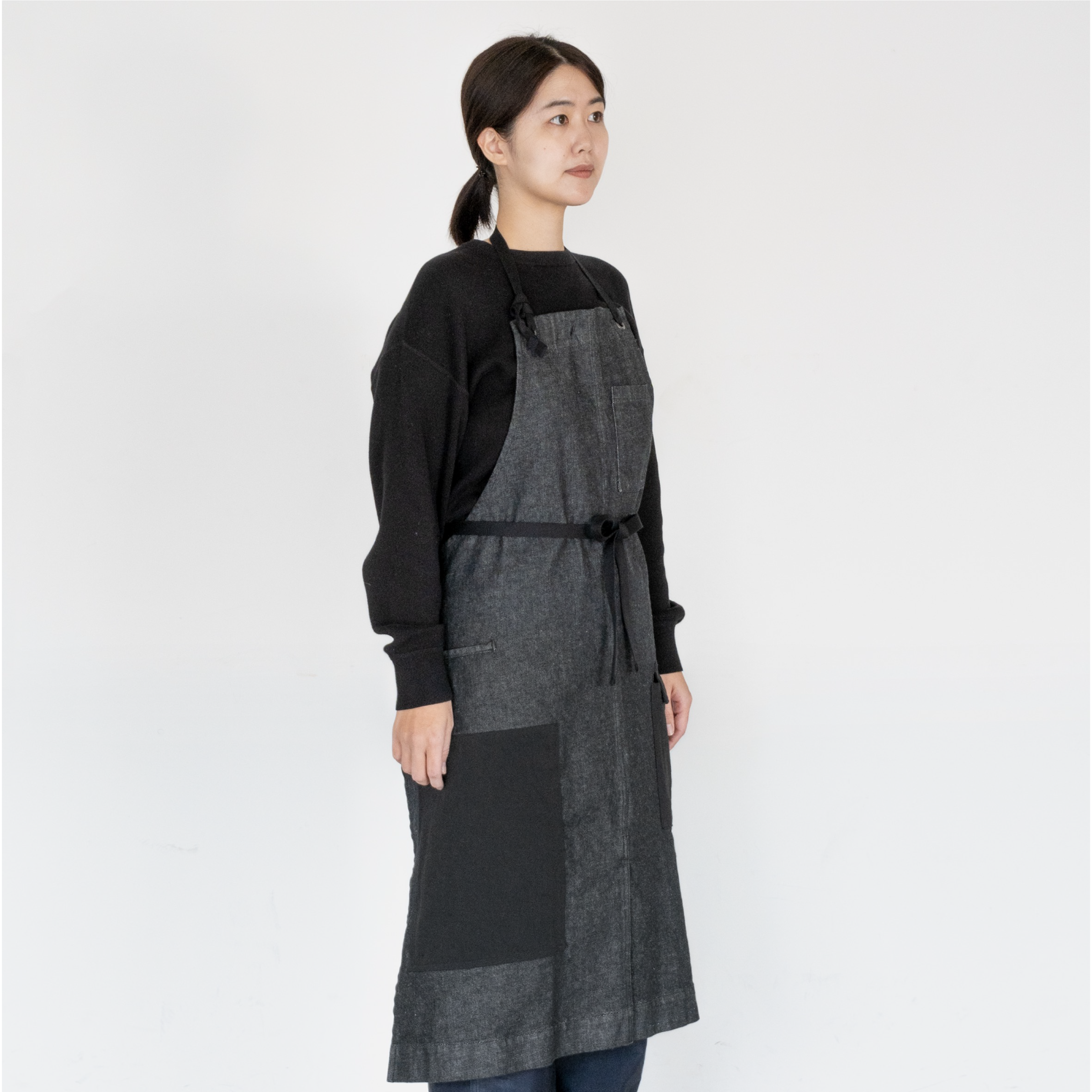 KAMA-ASA's denim apron for sharpener