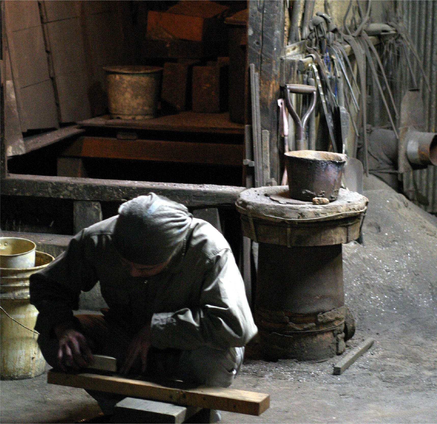 鉄瓶 忠兵衛 独楽型 肌